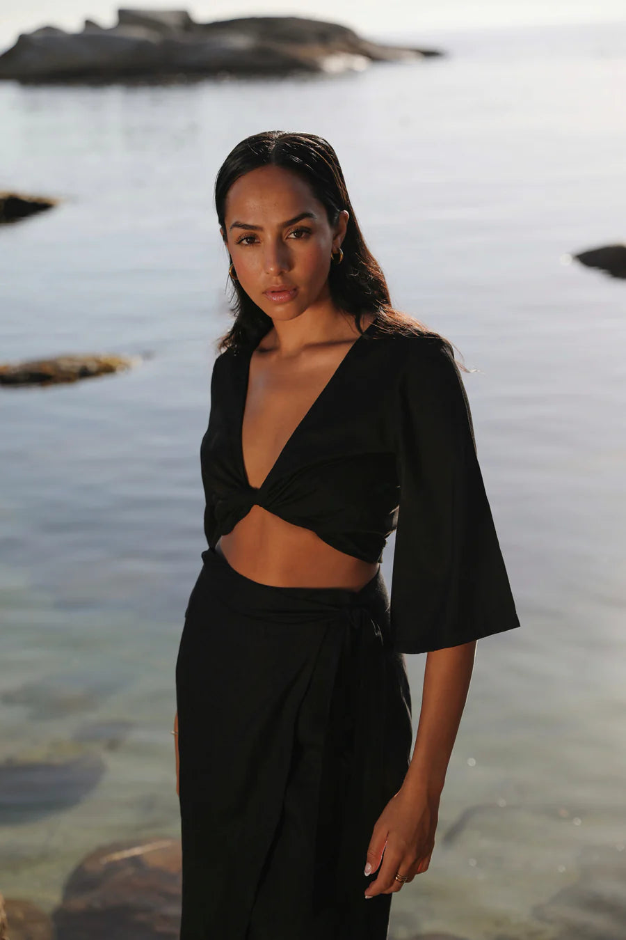 The Wrap Top Black