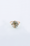 ZR179G Green Amethyst 4 Claw Ring