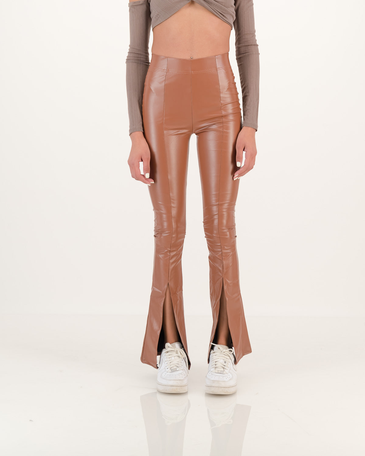 Leatherette Slit Pants/Chocolate